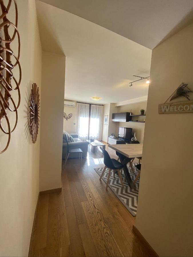Apartament Neret I Sort Exteriör bild