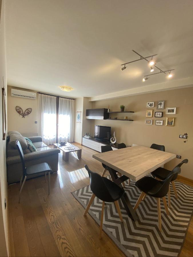Apartament Neret I Sort Exteriör bild